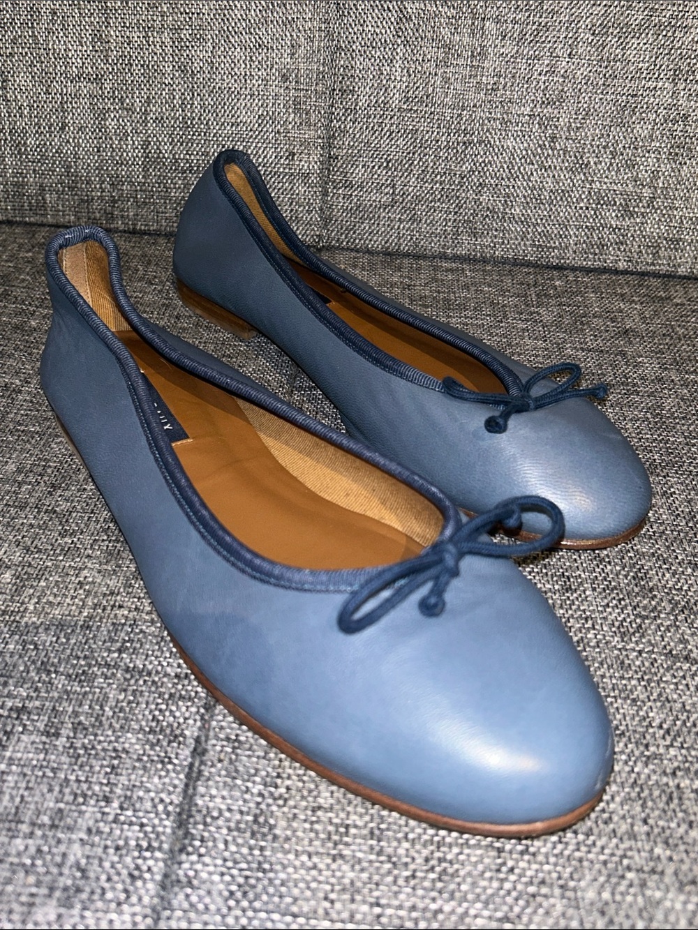 Margaux THE DEMI - Slate Blue Leather Ballet Flats with Bow (women’s 10.5)